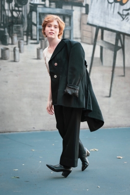 Sophia-Lillis-3_1-Phillip-Lim8-2.jpeg